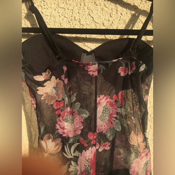 SOLD-Floral mesh body suit from willows young contemporary - Picture 9 of 9